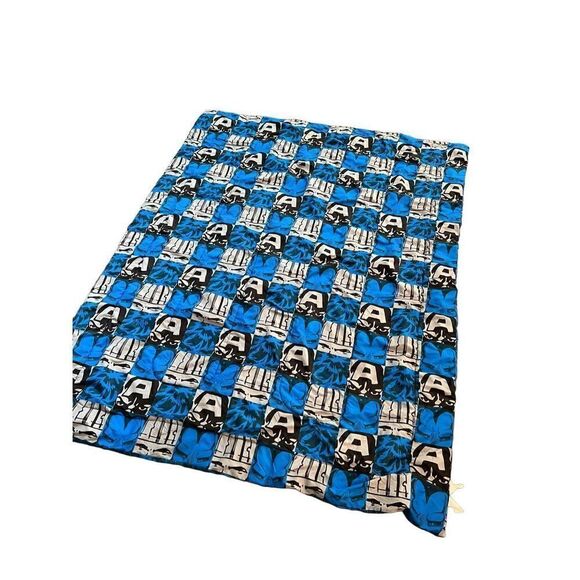 Marvel Comics Good Guys Twin lightweight comforter - Picture 6 of 7